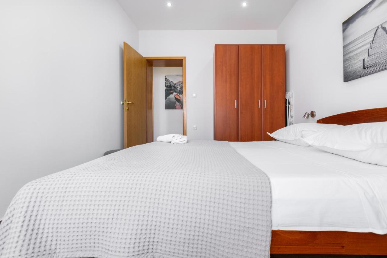 Apartmani Roko Baška Voda Zewnętrze zdjęcie