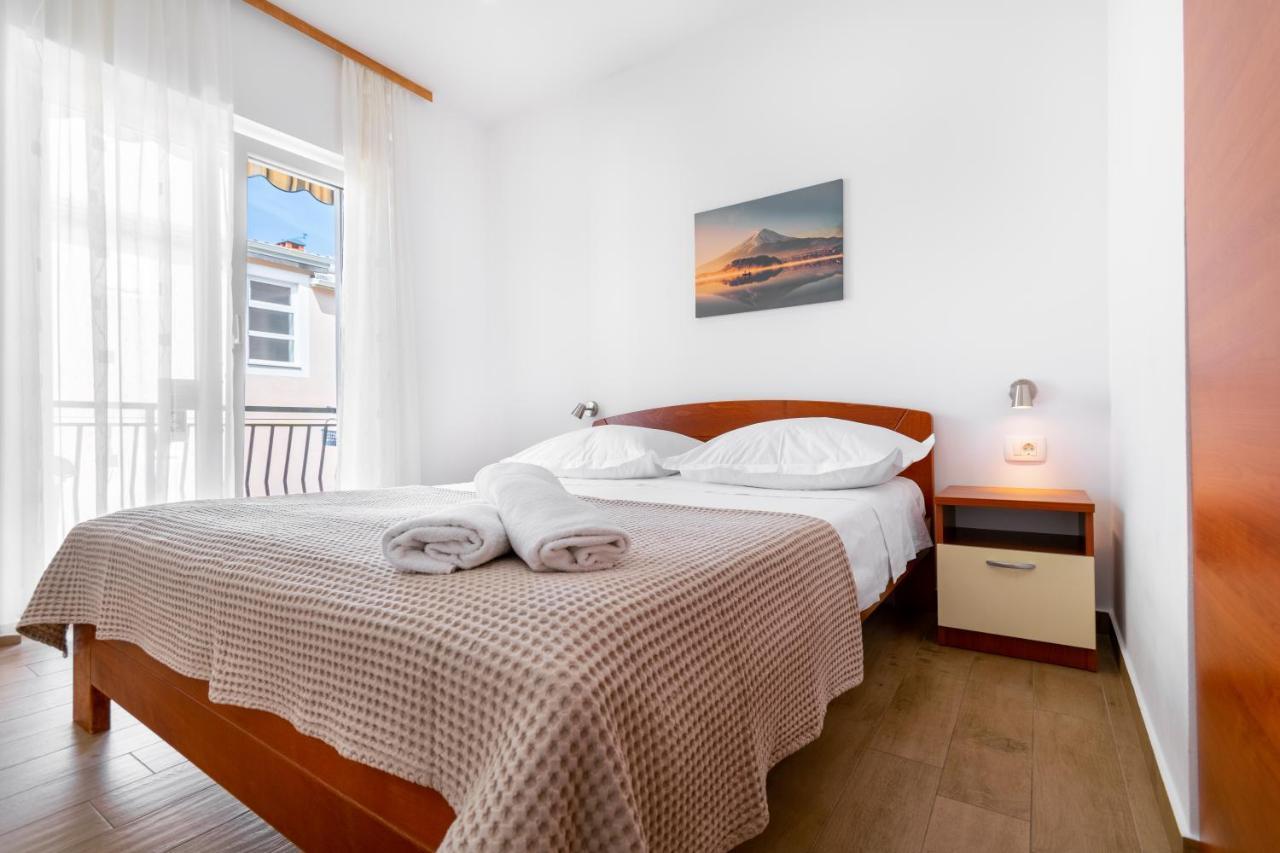 Apartmani Roko Baška Voda Zewnętrze zdjęcie