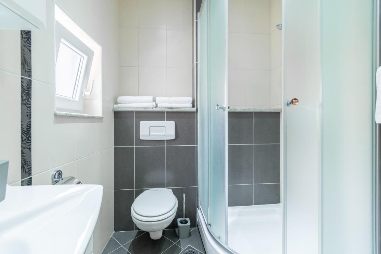 Apartmani Roko Baška Voda Zewnętrze zdjęcie