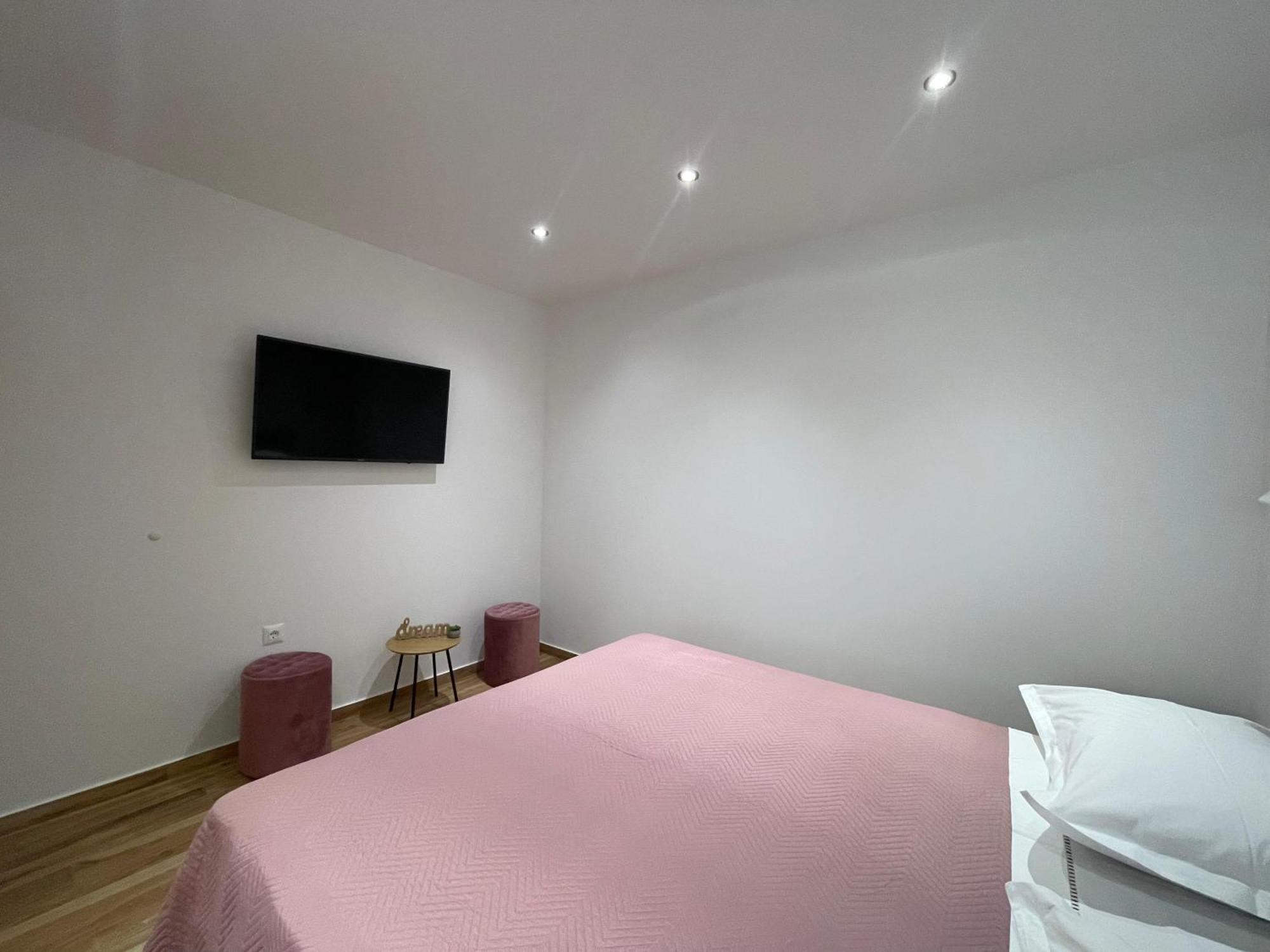 Apartmani Roko Baška Voda Zewnętrze zdjęcie